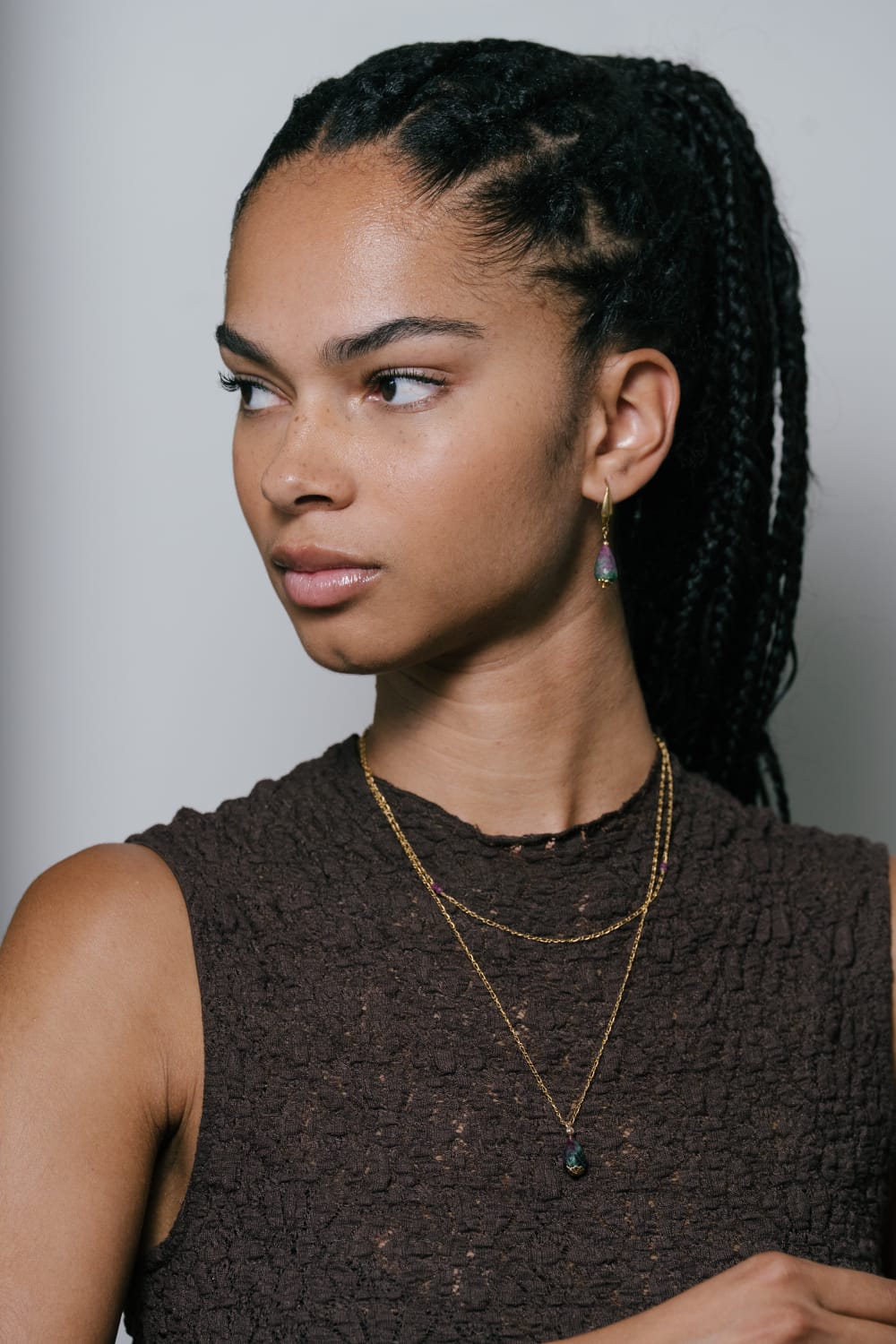 Boucles et collier pendentif